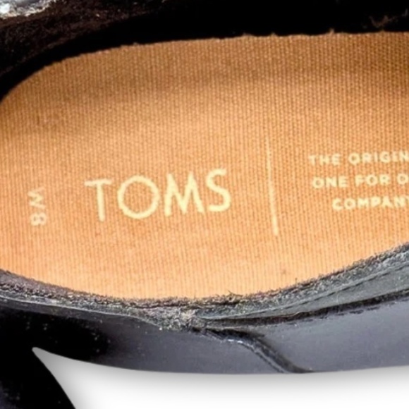 TOMS Matte Leather Nubuck Ankle Boots Black Size 8 2" Block Heel Classic Slip On - Picture 7 of 9